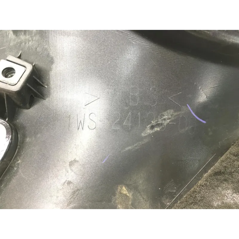 Cache reservoir droit YAMAHA MT07 700 2014-2017