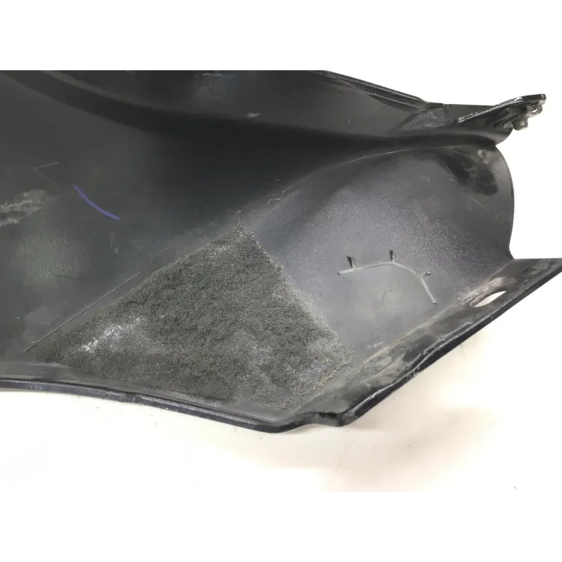 Cache reservoir droit YAMAHA MT07 700 2014-2017