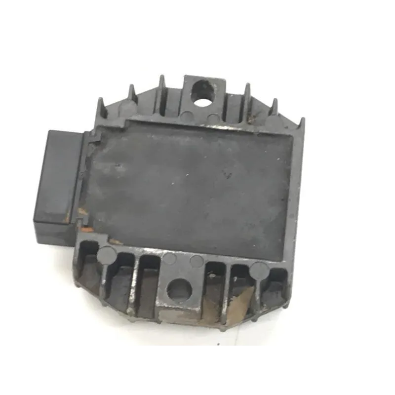 Regulateur charge batterie YAMAHA YP 125 1998-2000 MAJESTY