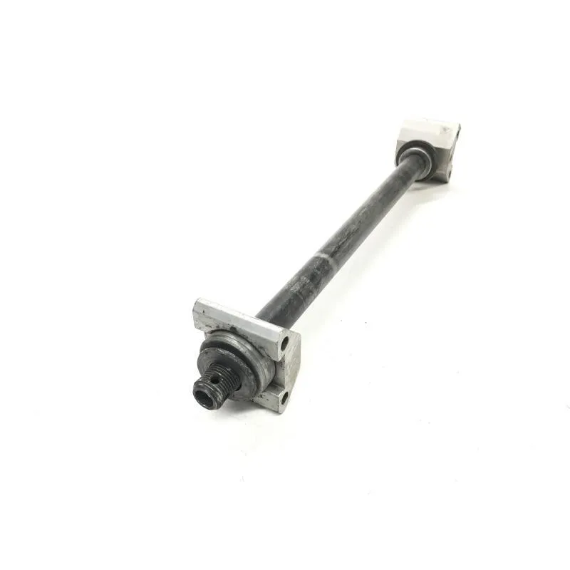 Axe de roue arriere YAMAHA TRX 850 1996-1999