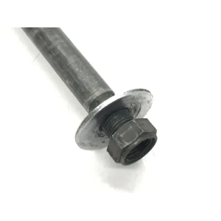 Axe de roue arriere YAMAHA XJ 600 S 1996-2002 DIVERSION
