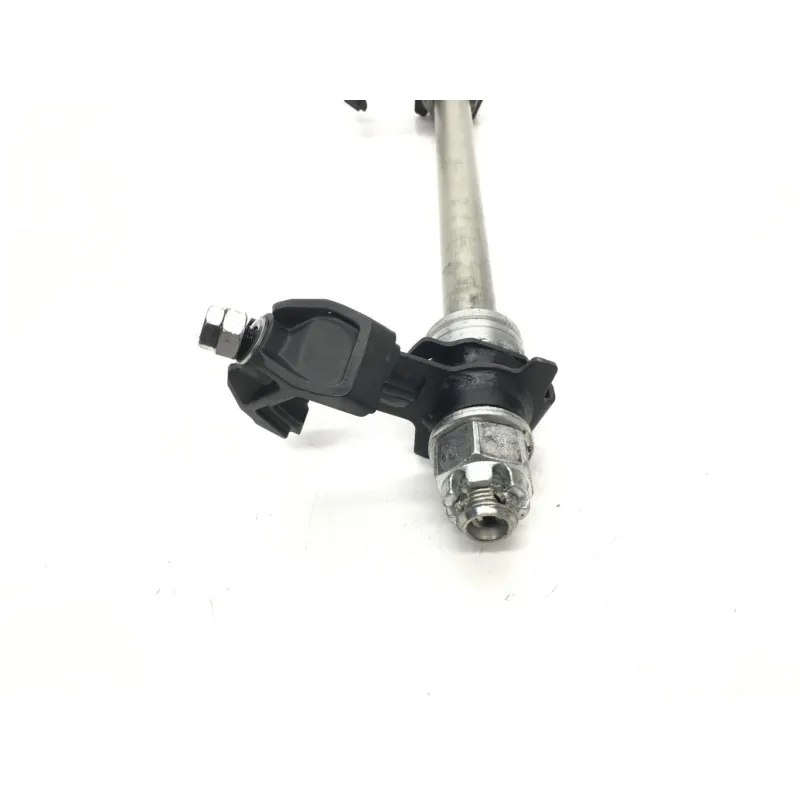 Axe de roue arriere KAWASAKI NINJA 650 2020-2022