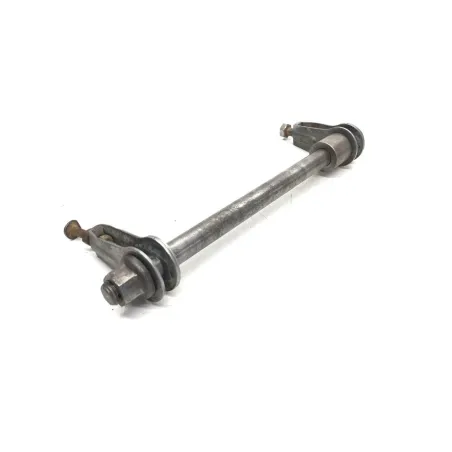 Axe de roue arriere YAMAHA DT F 125 1975-1976