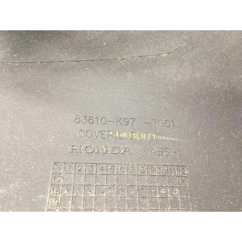 Cache carenage coque arriere gauche HONDA PCX 125 2019-2020