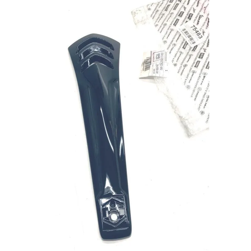 Cache carenage face avant PIAGGIO VESPA SPRINT 125 2016-2020 IGET 4T