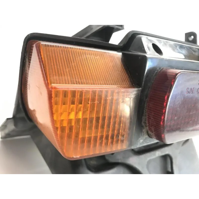 Bloc feu + clignotants HONDA VFR 400 R 1987-1988