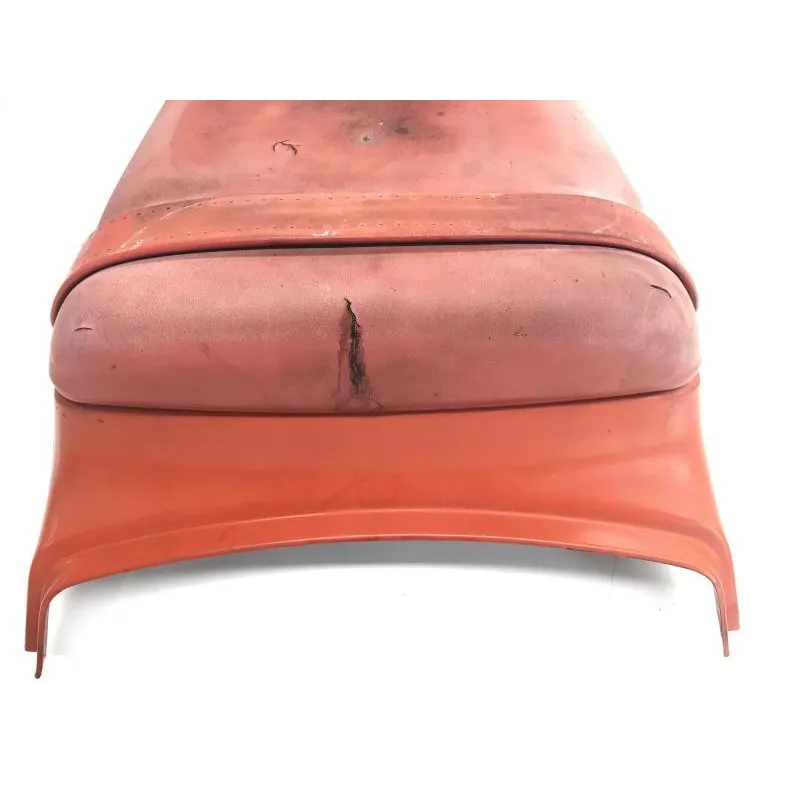 Cache carenage coque arriere HONDA VFR 400 R 1987-1988