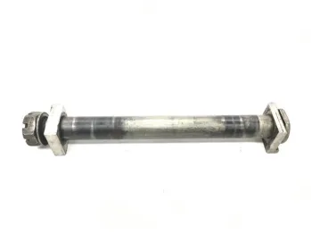 Axe de roue arriere KAWASAKI KXF 450 2006-2008