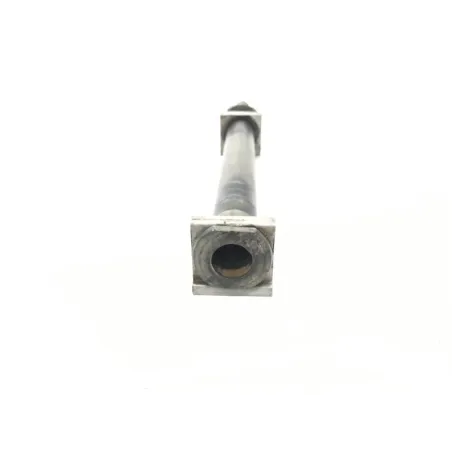 Axe de roue arriere KAWASAKI KXF 450 2006-2008