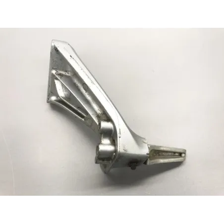 Platine et repose pieds arriere gauche SUZUKI SV 650 S 1999-2002