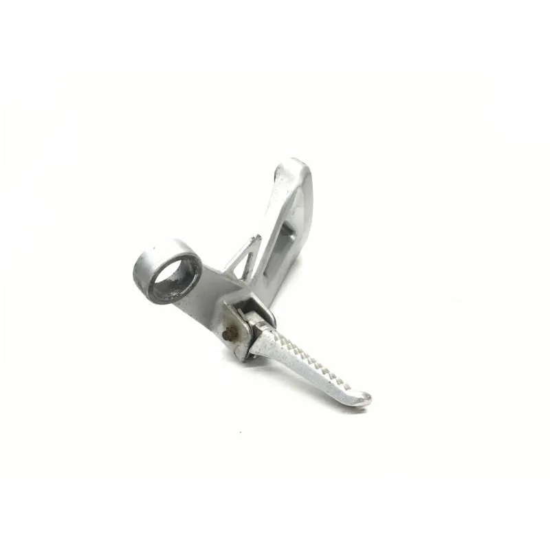 Platine et repose pieds arriere droit SUZUKI SV 650 S 1999-2002