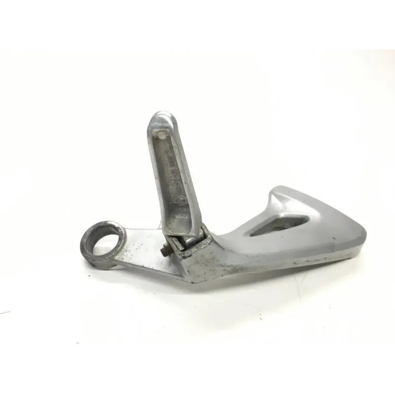 Platine et repose pieds arriere droit SUZUKI SV 650 S 1999-2002