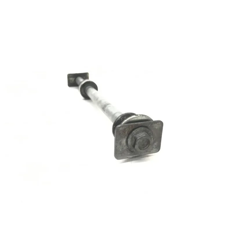 Axe de roue arriere SUZUKI SV 650 S 1999-2002