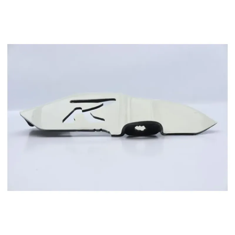 Cache chaine SUZUKI GSXR 1300 HAYABUSA 2008 - 2010