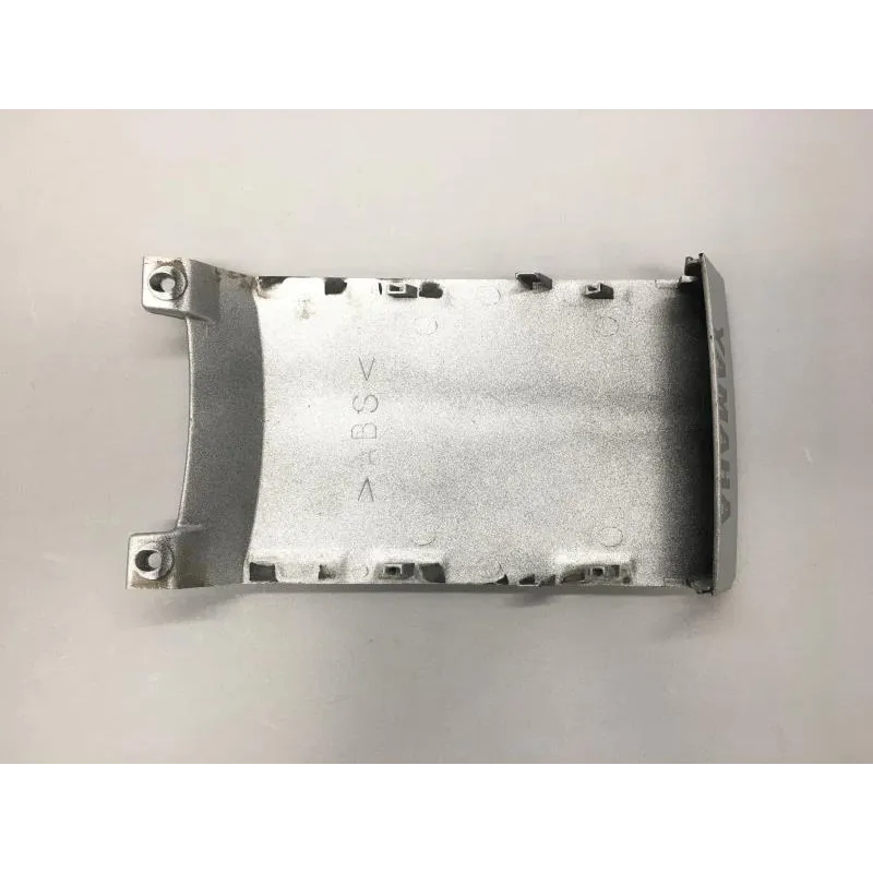 Cache jonction coque arriere YAMAHA XJ 600 N 1999-2002