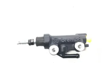 Maitre cylindre frein arriere YAMAHA MT07 700 2014-2016 ABS