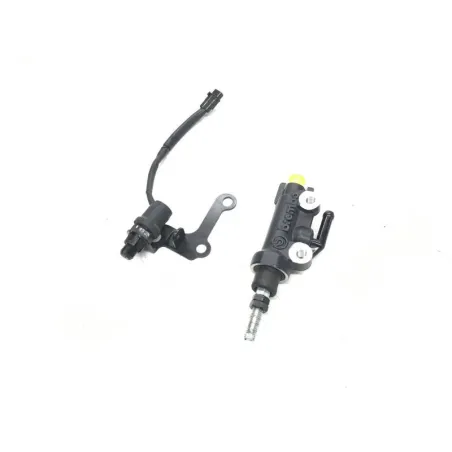 Maitre cylindre frein arriere YAMAHA MT07 700 2014-2016 ABS