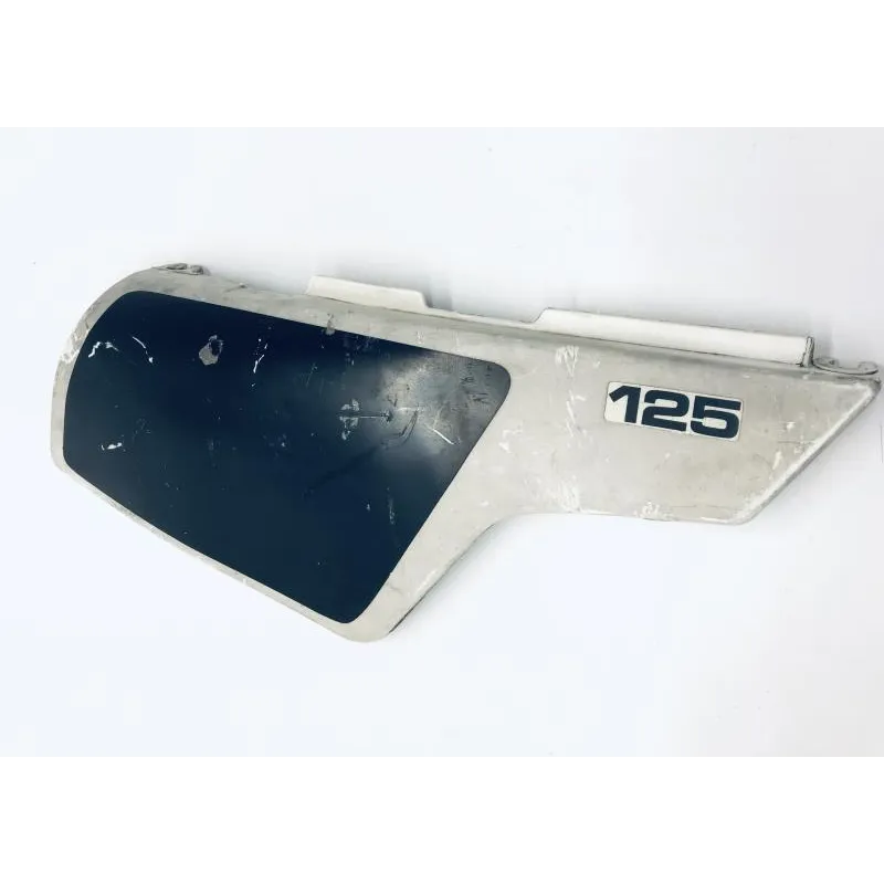 Cache carenage sous selle droit YAMAHA XT 125 1991-1993