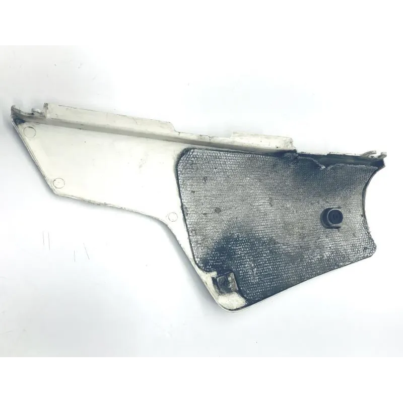 Cache carenage sous selle droit YAMAHA XT 125 1991-1993