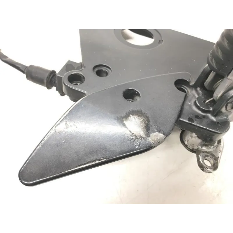 Platine avant droite KAWASAKI ZR7 750 S 2001-2003