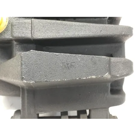 Etrier de frein avant gauche KAWASAKI Z 750 2004-2006