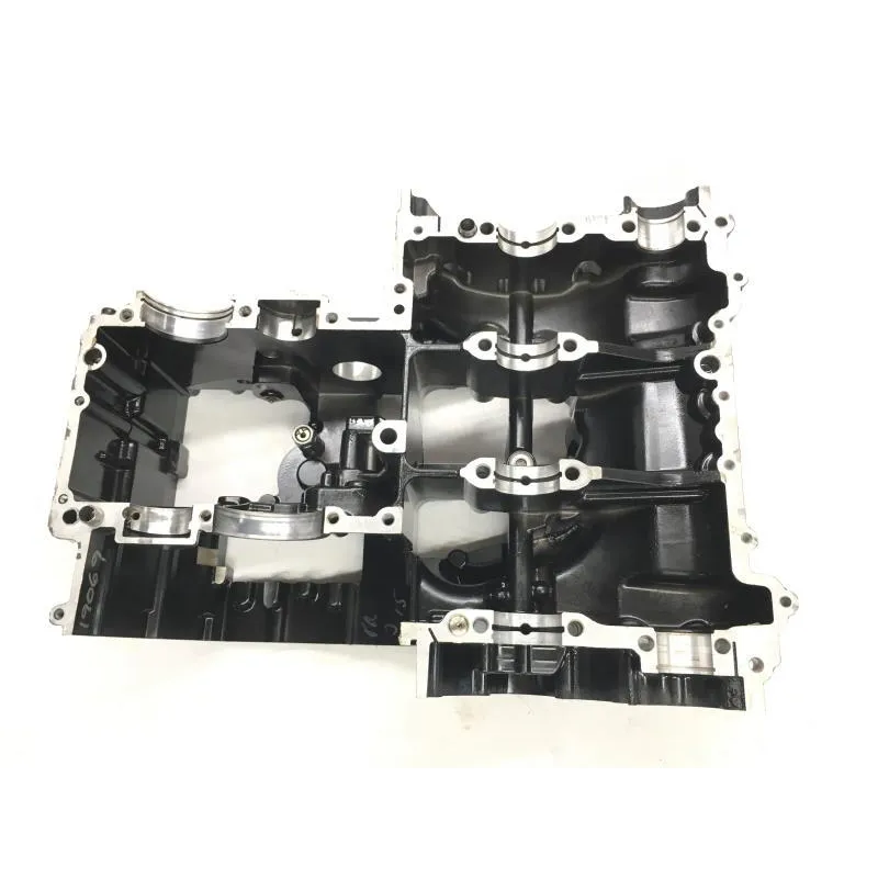 Carter moteur inferieur TRIUMPH SPEED TRIPLE 1050 2005-2007