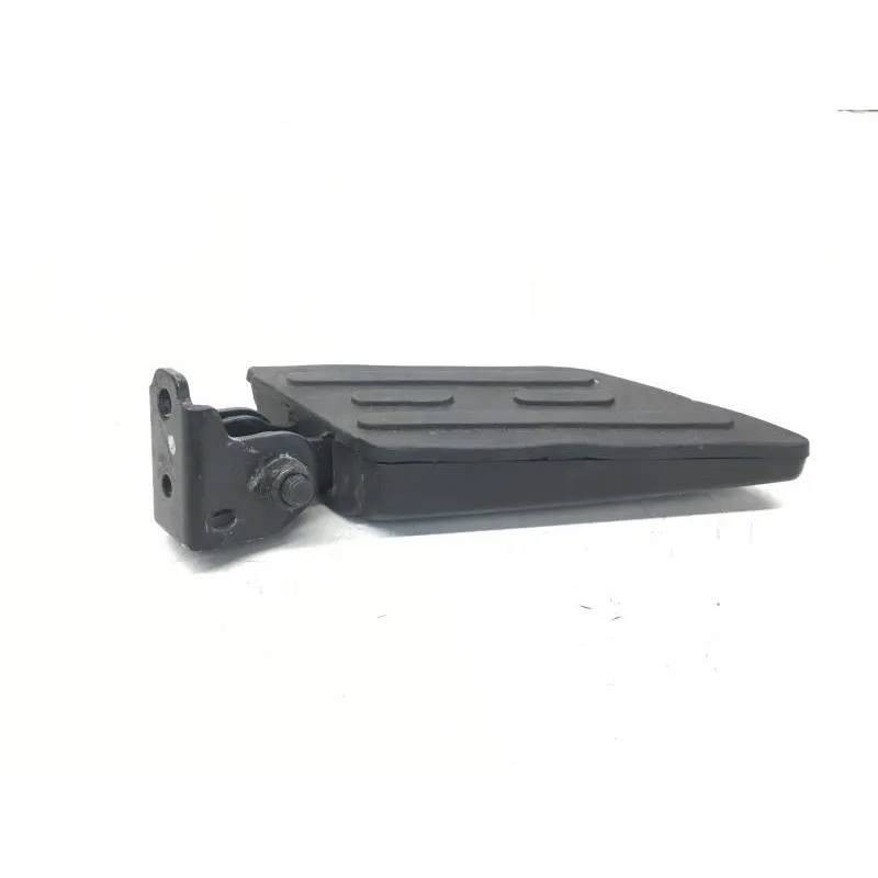Repose pieds arriere droit PEUGEOT KISBEE 50 2018-2020 4T