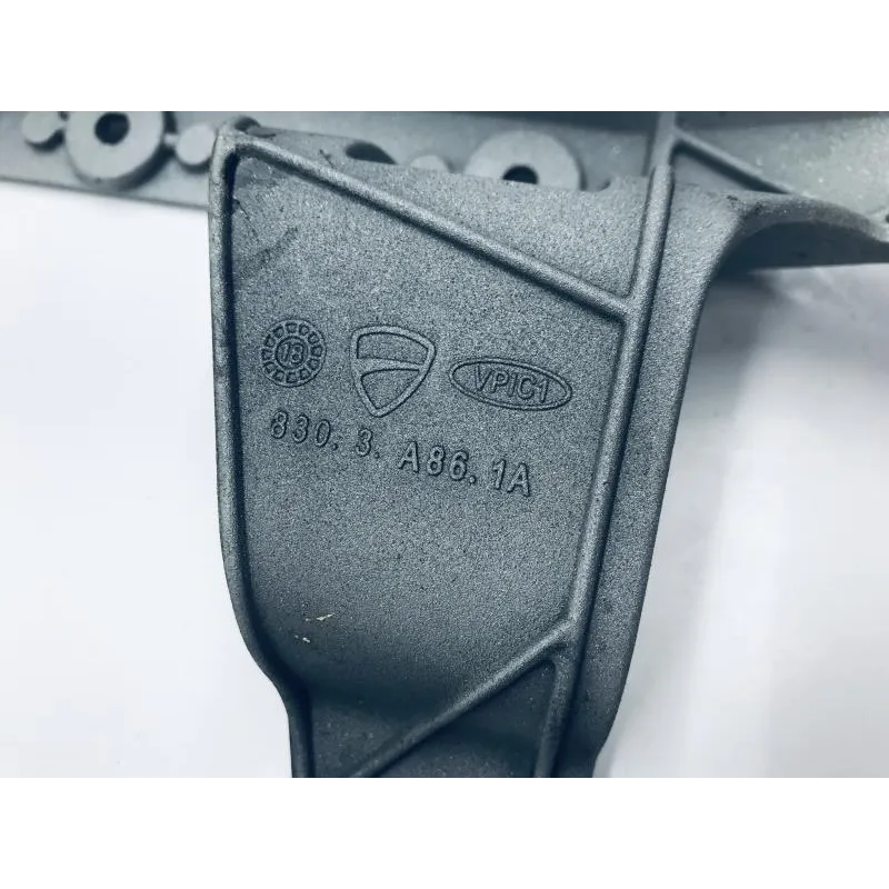 Support garde boue avant DUCATI SCRAMBLER 1100 2018-2019
