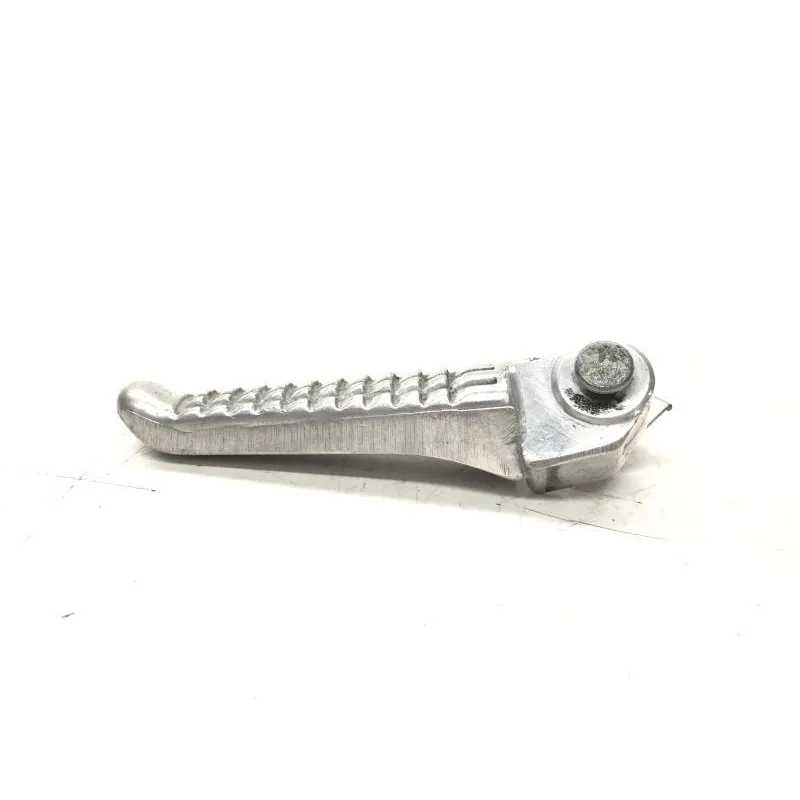 Repose pieds arriere droit SUZUKI SV 650 N 1999-2002