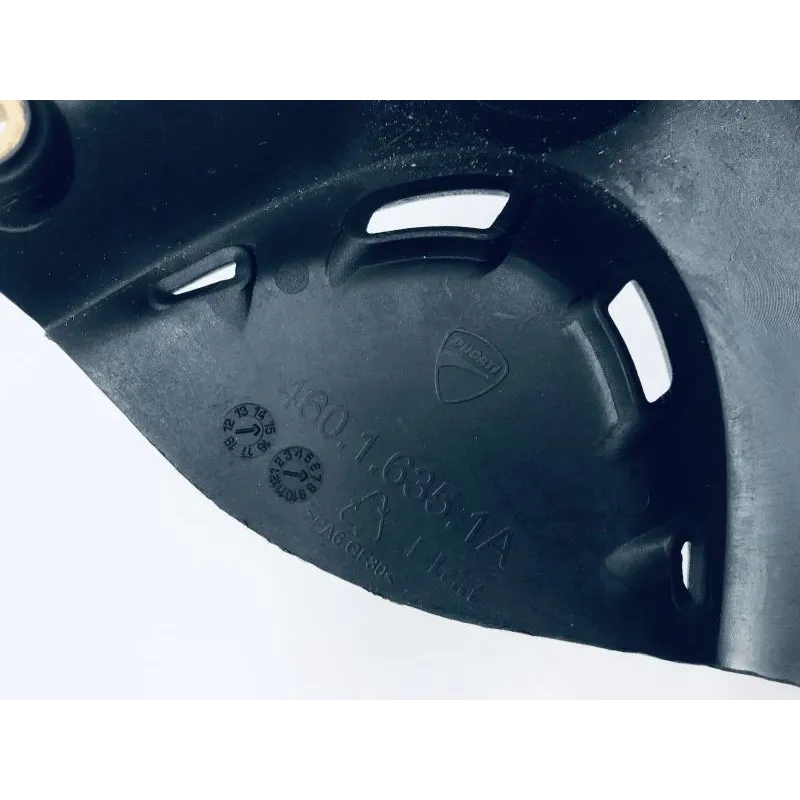 Carter pignon de sortie de boite DUCATI MONSTER 1200 2014-2019