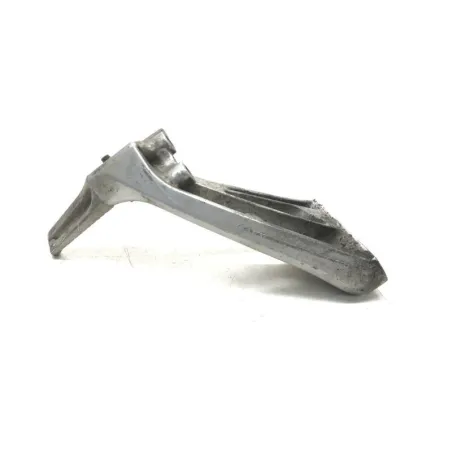 Platine et repose pieds arriere gauche SUZUKI SV 650 S 1999-2002