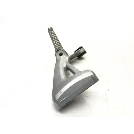 Platine et repose pieds arriere droit SUZUKI SV 650 S 1999-2002