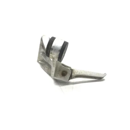 Platine et repose pieds arriere droit SUZUKI SV 650 S 1999-2002