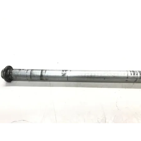 Axe de roue arriere SUZUKI SV 650 S 1999-2002