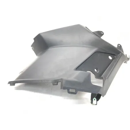 Cache carenage sous selle gauche PEUGEOT KISBEE 50 2018-2020 4T