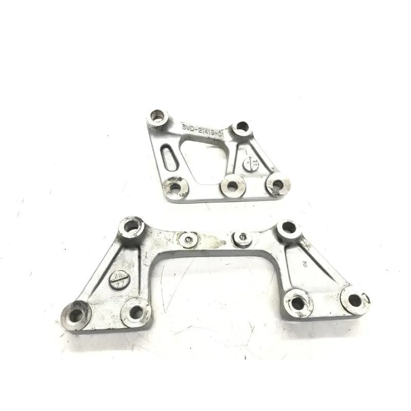 Support moteur gauche YAMAHA TDM 850 1991-1993