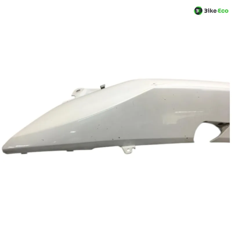 Cache carenage coque arriere droit YAMAHA XP 500 2008-2011 TMAX
