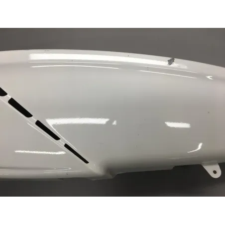 Cache carenage coque arriere gauche GILERA GP 800 2007-2011