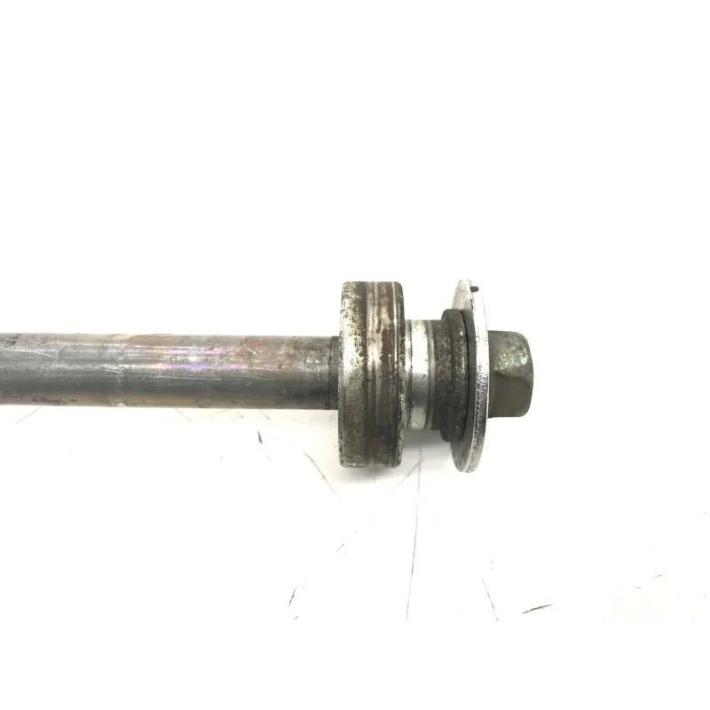 Axe de roue arriere YAMAHA XJ 600 S 1997-2002 DIVERSION