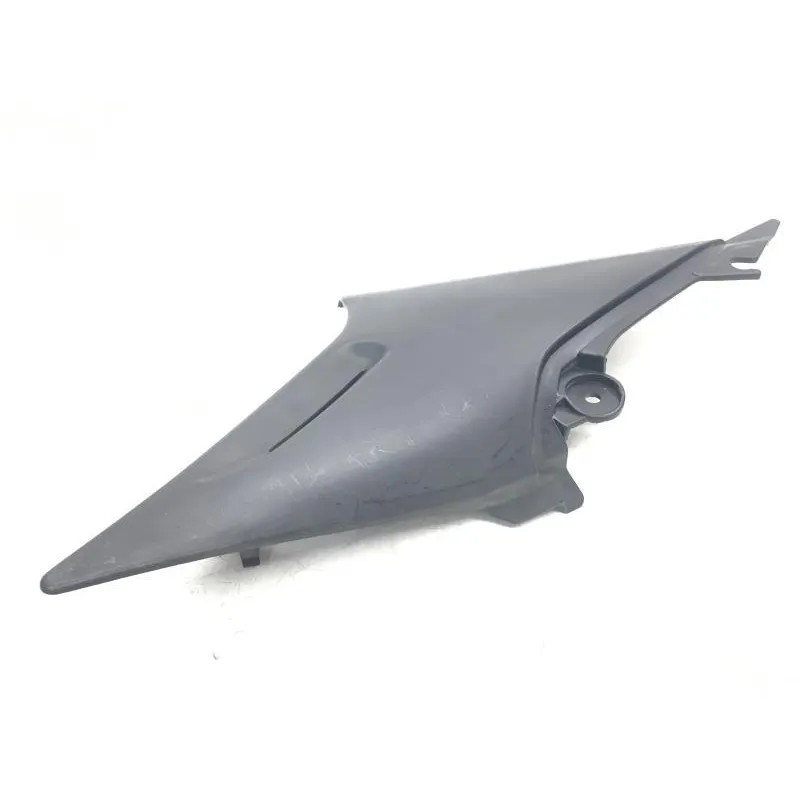 Cache carenage sous selle droit YAMAHA XJ 600 S 1997-2002 DIVERSION