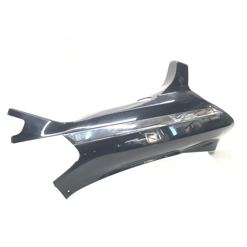 Cache carenage coque arriere gauche PIAGGIO X8 125 2004-2007