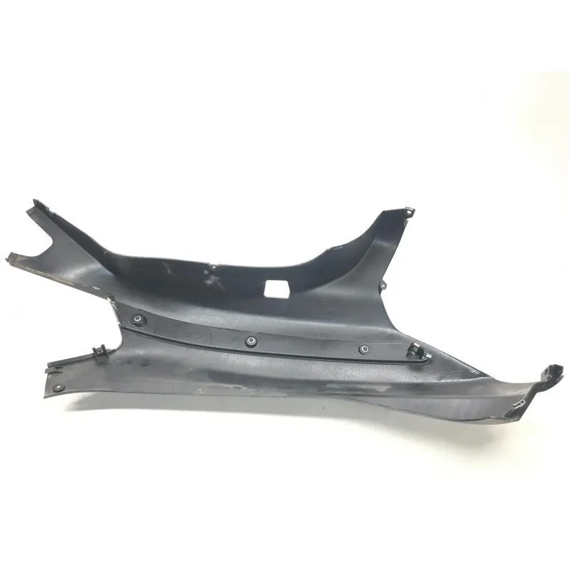 Cache carenage coque arriere droit PIAGGIO X8 125 2004-2007