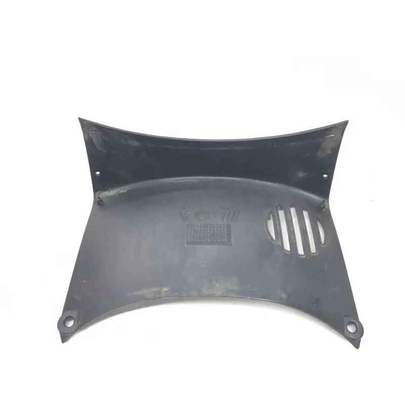 Cache carenage centrale sabot PIAGGIO X8 125 2004-2007