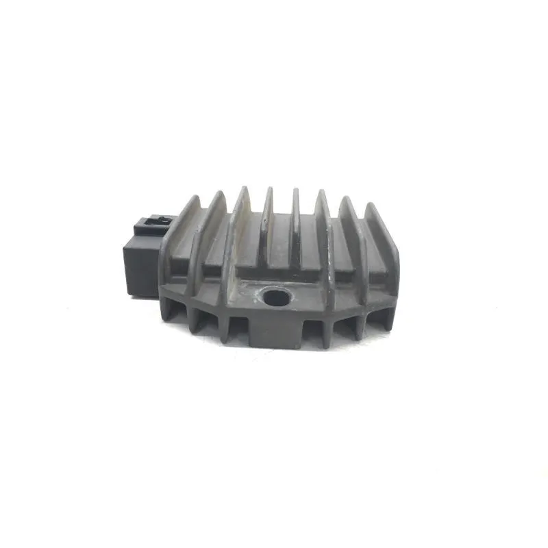 Regulateur charge batterie PIAGGIO X8 125 2004-2007