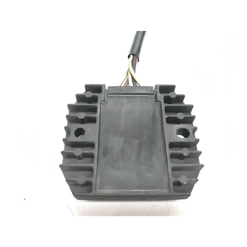 Regulateur charge batterie YAMAHA FZS 600 1998-2001 FAZER