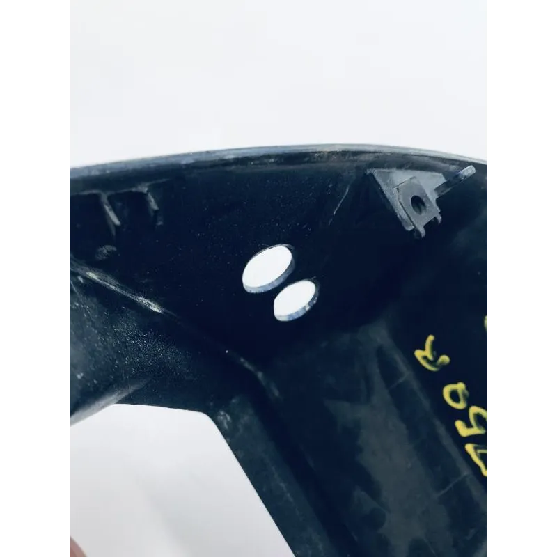 Cache jonction coque arriere SUZUKI GSXR 1100 1989-1990