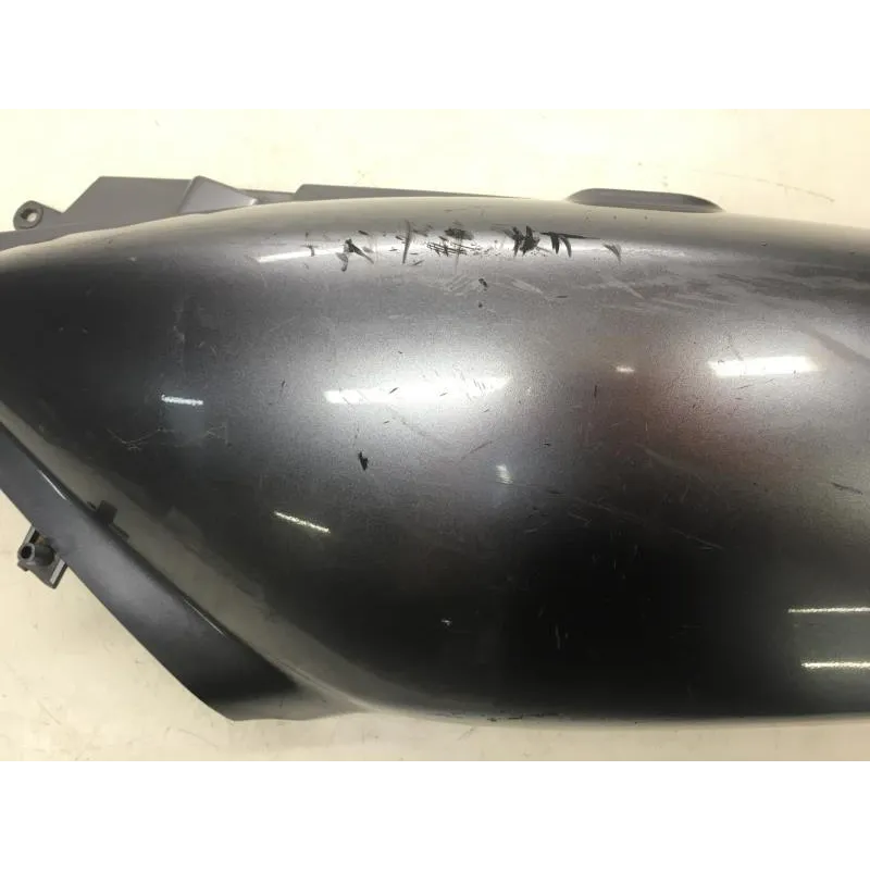 Cache carenage coque arriere gauche YAMAHA XP 500 2001-2007 TMAX
