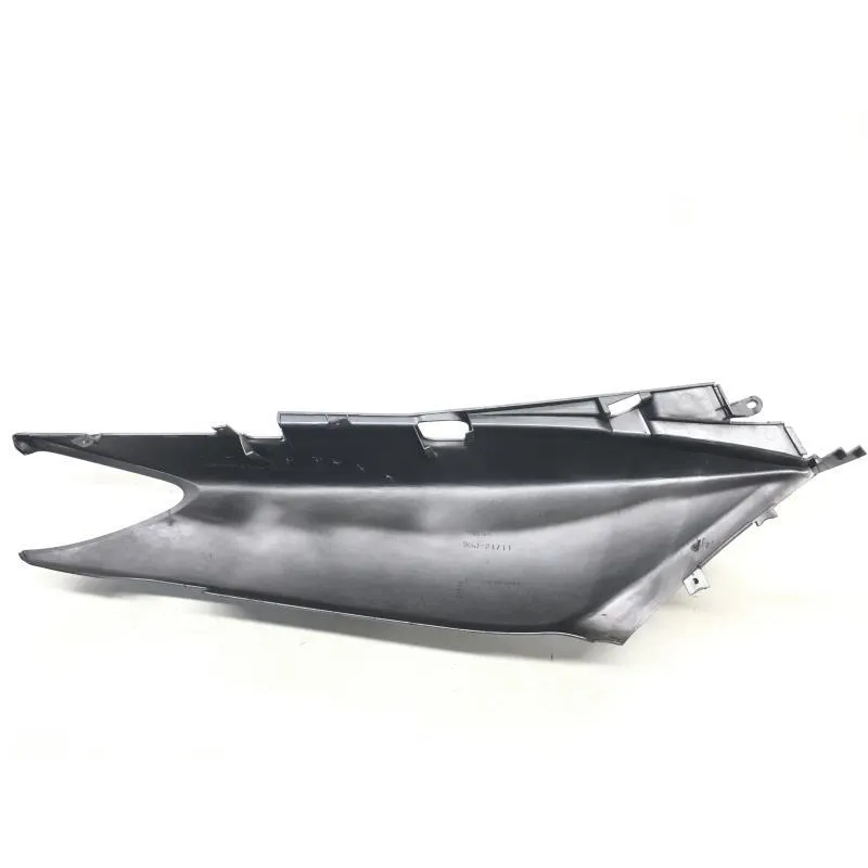 Cache carenage coque arriere gauche YAMAHA XP 500 2001-2007 TMAX