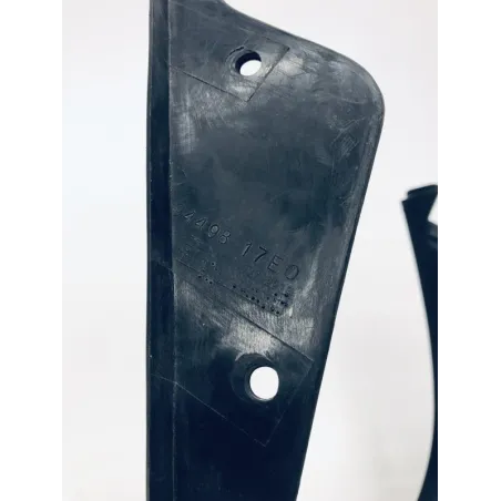 Cache carenage centrale sabot SUZUKI GSXR 750 1992-1995