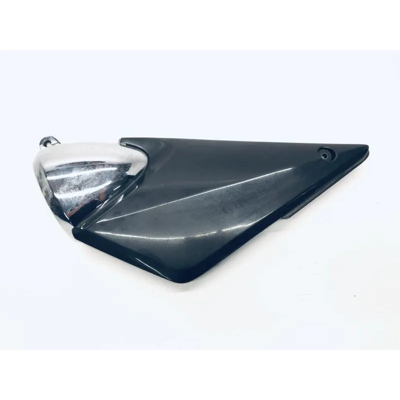 Cache carenage sous selle gauche SUZUKI GSF 600 2000-2004 BANDIT